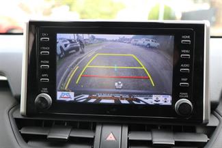2021 Toyota RAV4 - Thumbnail