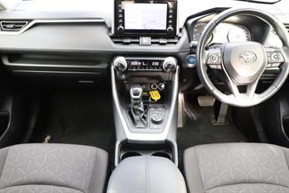 2021 Toyota RAV4 - Thumbnail