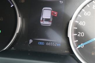 2021 Toyota RAV4 - Thumbnail