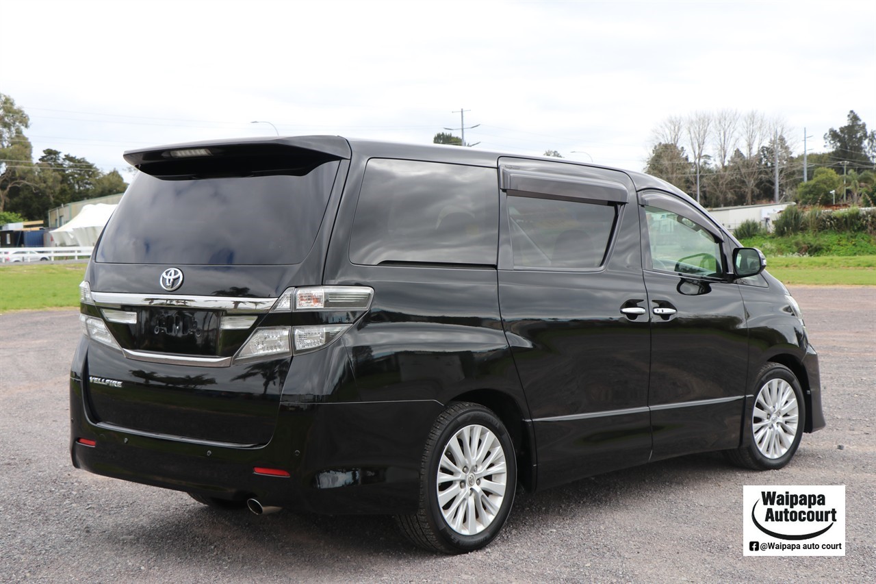 2012 Toyota Vellfire