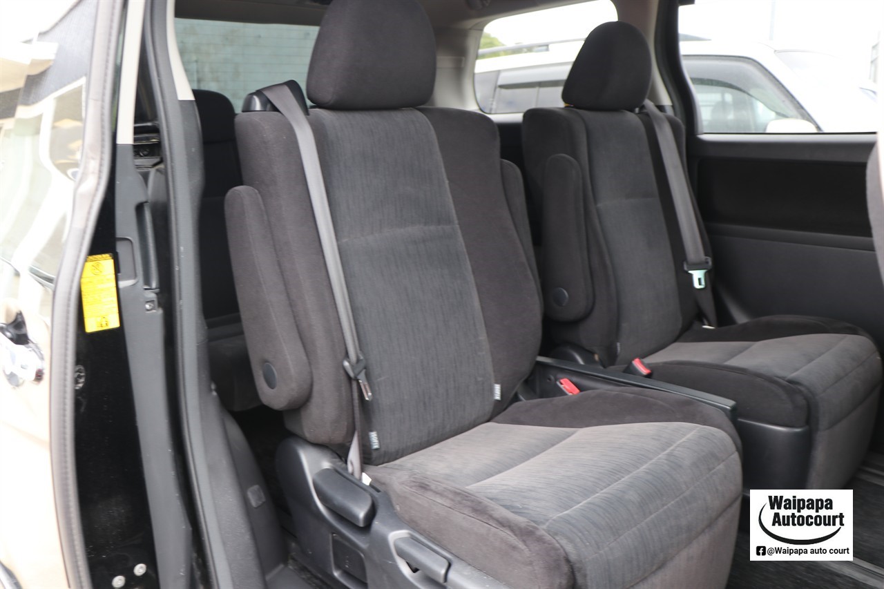 2012 Toyota Vellfire