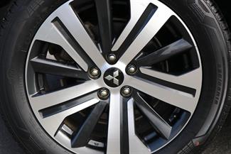 2024 Mitsubishi ASX - Thumbnail