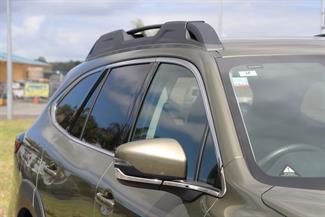 2021 Subaru Outback - Thumbnail