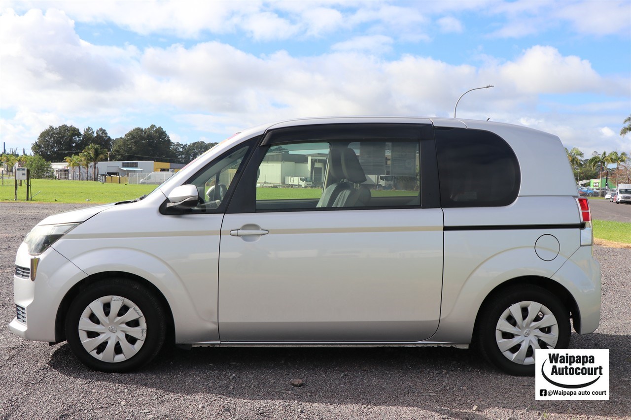 2015 Toyota Spade