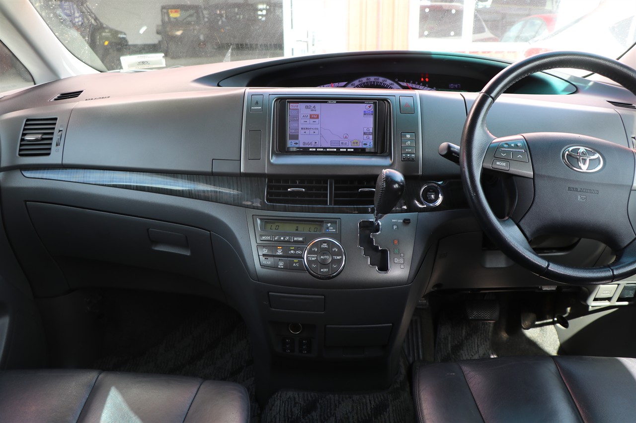 2012 Toyota Estima