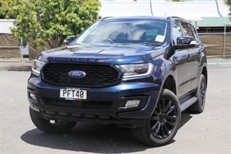 2022 Ford Everest - Thumbnail