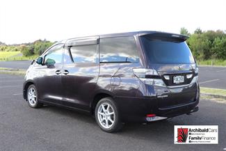 2009 Toyota Vellfire - Thumbnail