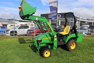 2006 John Deere 2305 - Thumbnail
