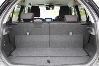 2013 Toyota Aqua - Thumbnail