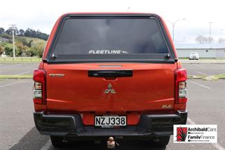 2022 Mitsubishi Triton - Thumbnail