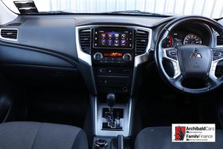 2022 Mitsubishi Triton - Thumbnail
