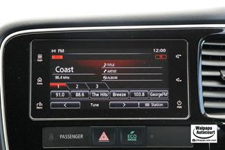 2018 Mitsubishi Outlander - Thumbnail