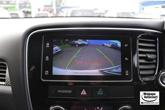 2018 Mitsubishi Outlander - Thumbnail