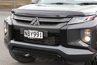 2020 Mitsubishi Triton - Thumbnail