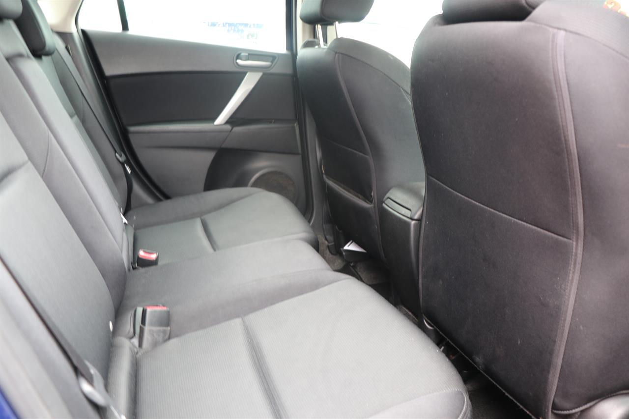 2009 Mazda Axela