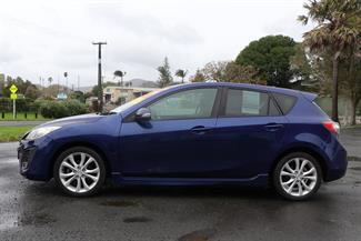 2009 Mazda Axela - Thumbnail
