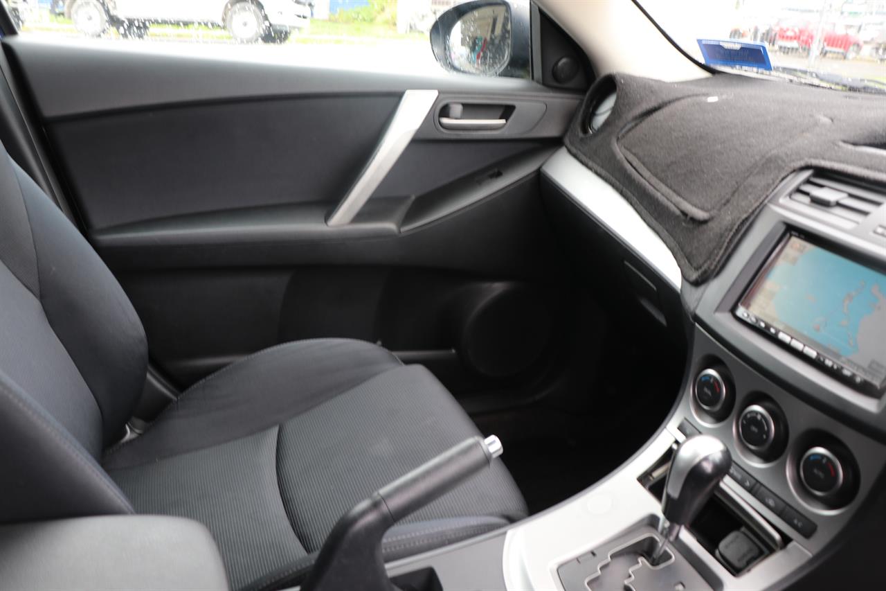 2009 Mazda Axela