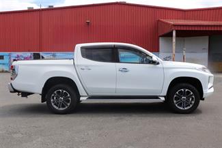 2019 Mitsubishi Triton - Thumbnail