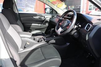 2020 Nissan Qashqai - Thumbnail