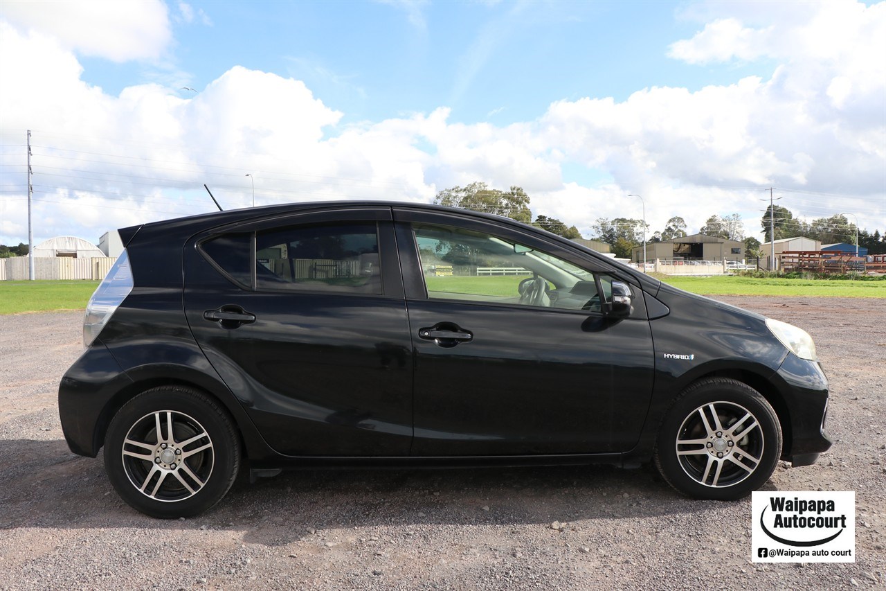 2013 Toyota Aqua