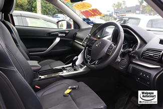 2023 Mitsubishi Eclipse Cross - Thumbnail