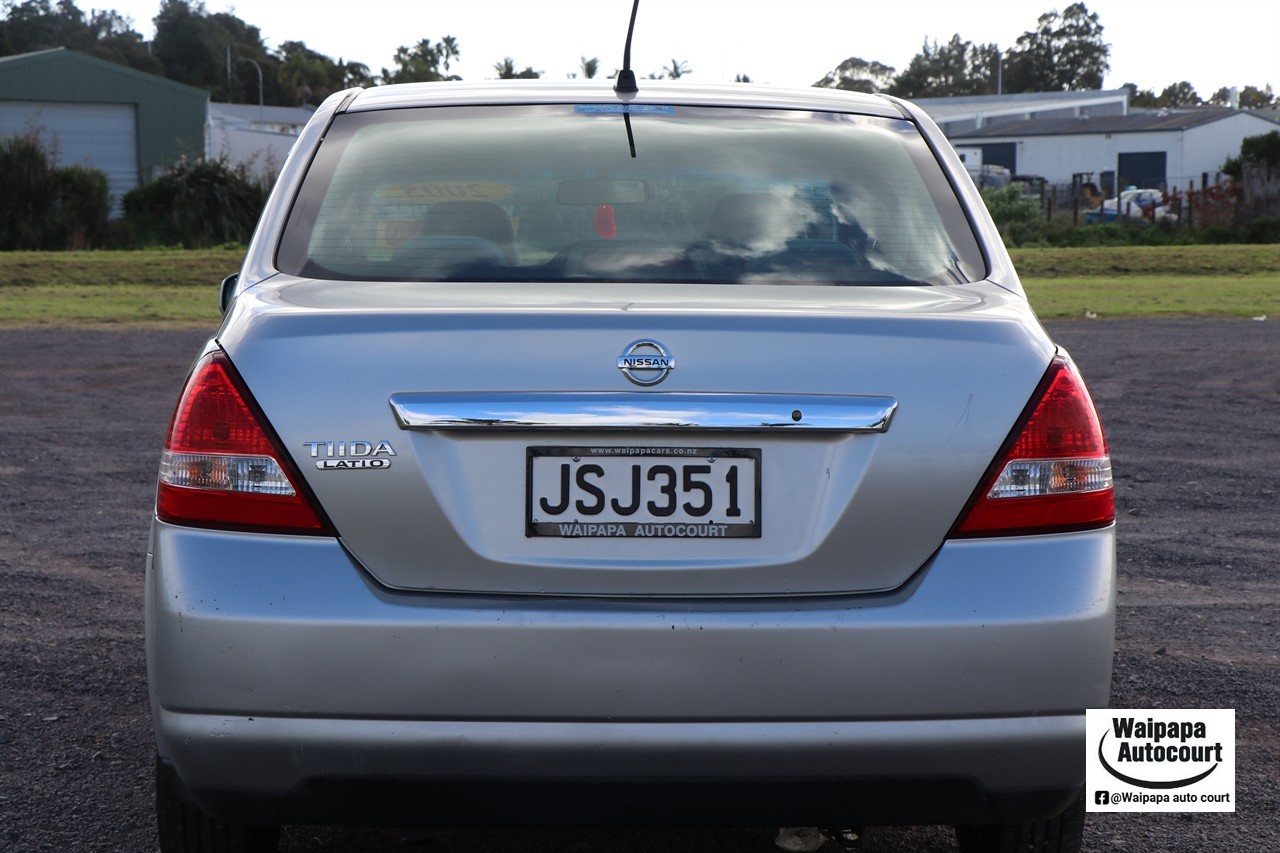 2005 Nissan Tiida