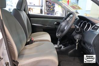2005 Nissan Tiida - Thumbnail
