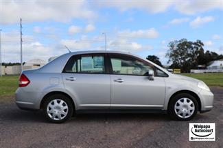 2005 Nissan Tiida - Thumbnail