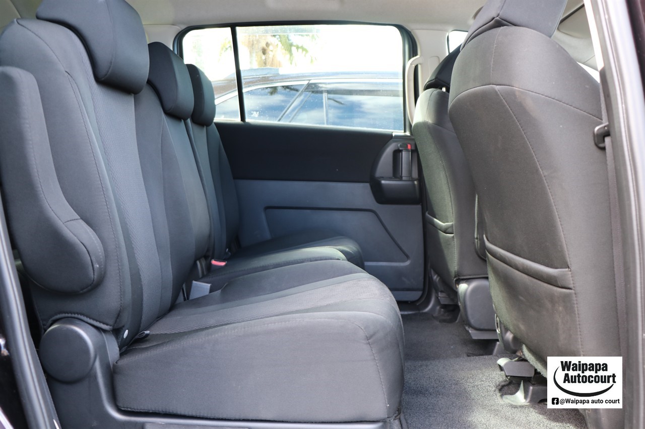 2014 Mazda Premacy
