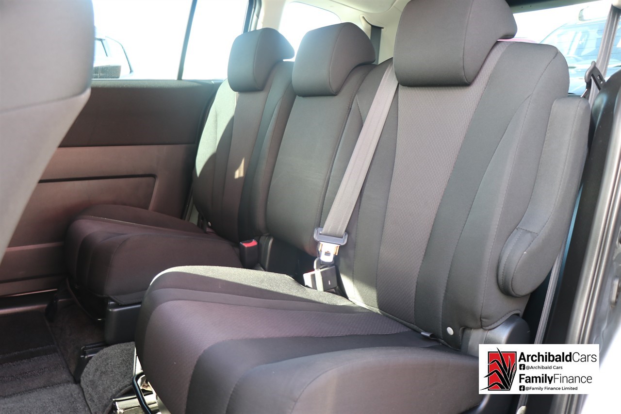 2013 Mazda Premacy