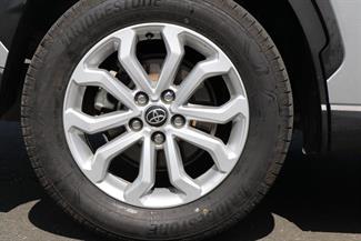 2022 Toyota Corolla Cross - Thumbnail