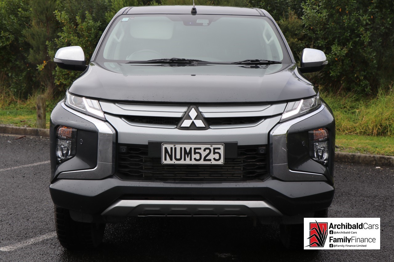 2022 Mitsubishi Triton