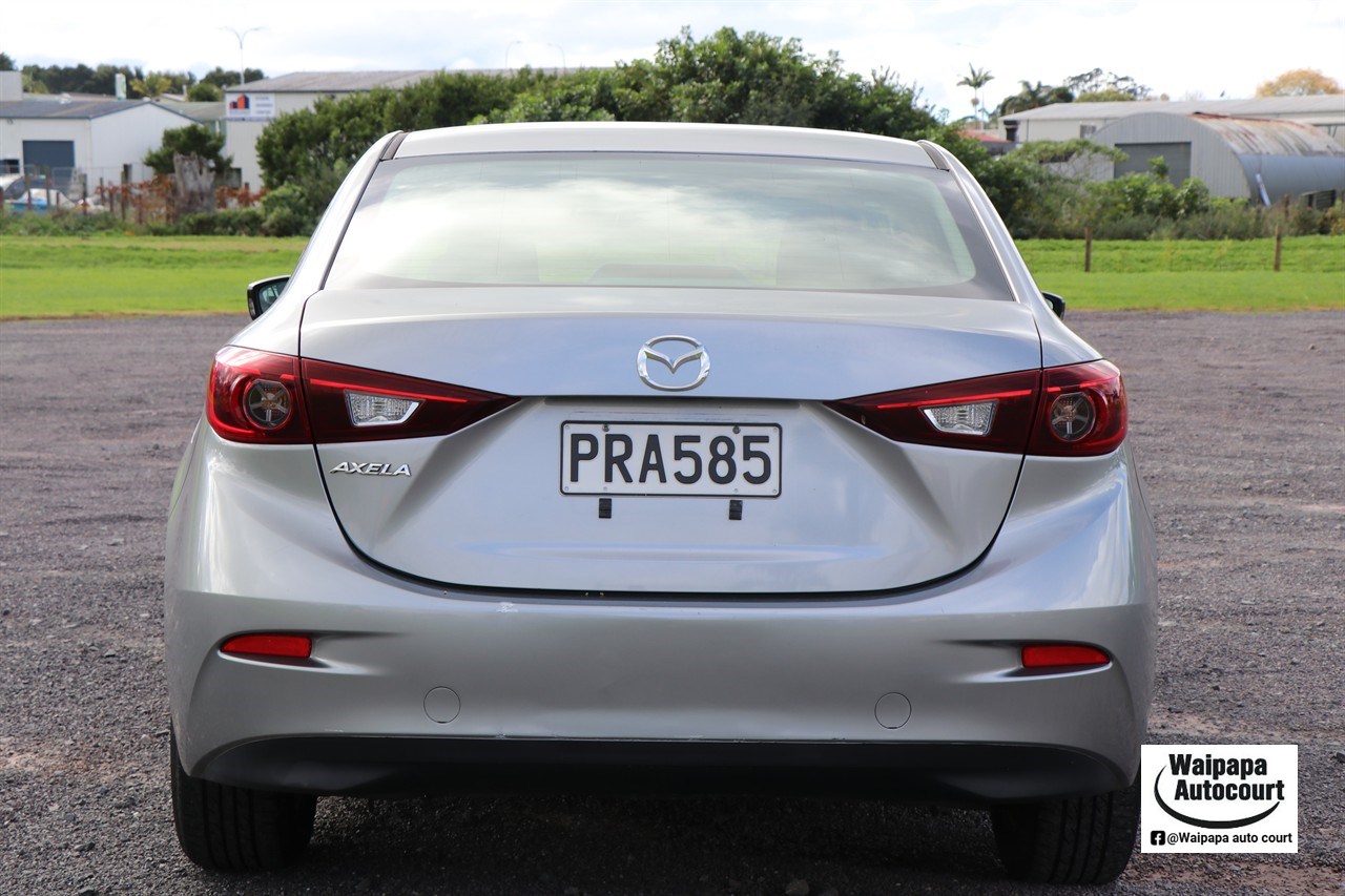 2016 Mazda Axela