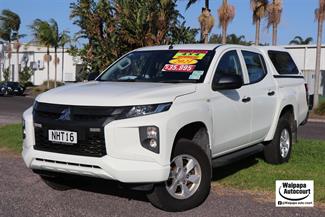 2021 Mitsubishi Triton - Thumbnail