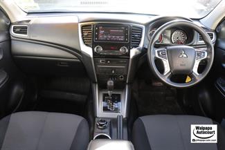 2021 Mitsubishi Triton - Thumbnail