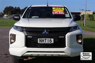 2021 Mitsubishi Triton - Thumbnail
