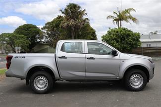 2025 Isuzu D-Max - Thumbnail