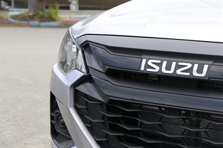 2025 Isuzu D-Max - Thumbnail