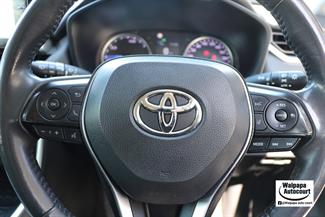 2021 Toyota RAV4 - Thumbnail