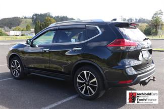 2020 Nissan X-Trail - Thumbnail