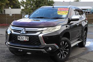 2016 Mitsubishi Pajero Sport - Thumbnail