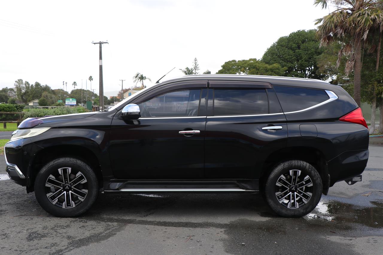 2016 Mitsubishi Pajero Sport