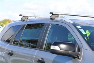 2022 Ford Everest - Thumbnail