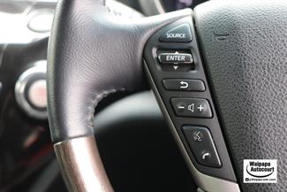 2013 Nissan Elgrand - Thumbnail