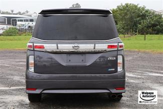 2013 Nissan Elgrand - Thumbnail