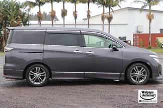 2013 Nissan Elgrand - Thumbnail
