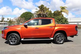 2020 Mitsubishi Triton - Thumbnail