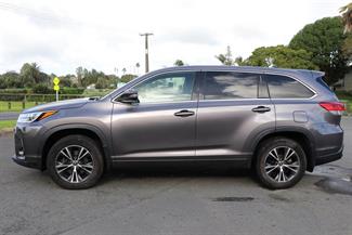 2018 Toyota Highlander - Thumbnail
