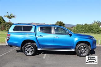 2022 Mitsubishi Triton - Thumbnail