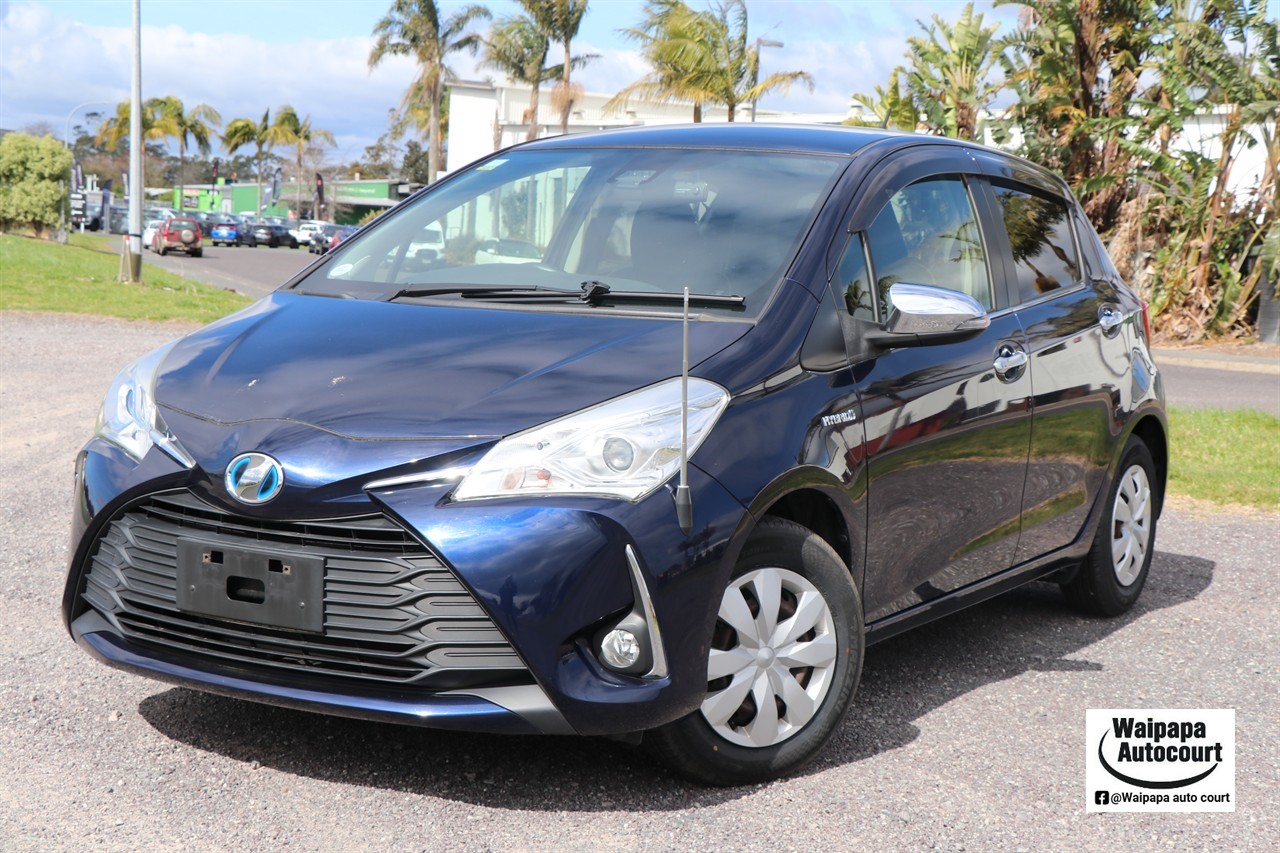 2017 Toyota Vitz